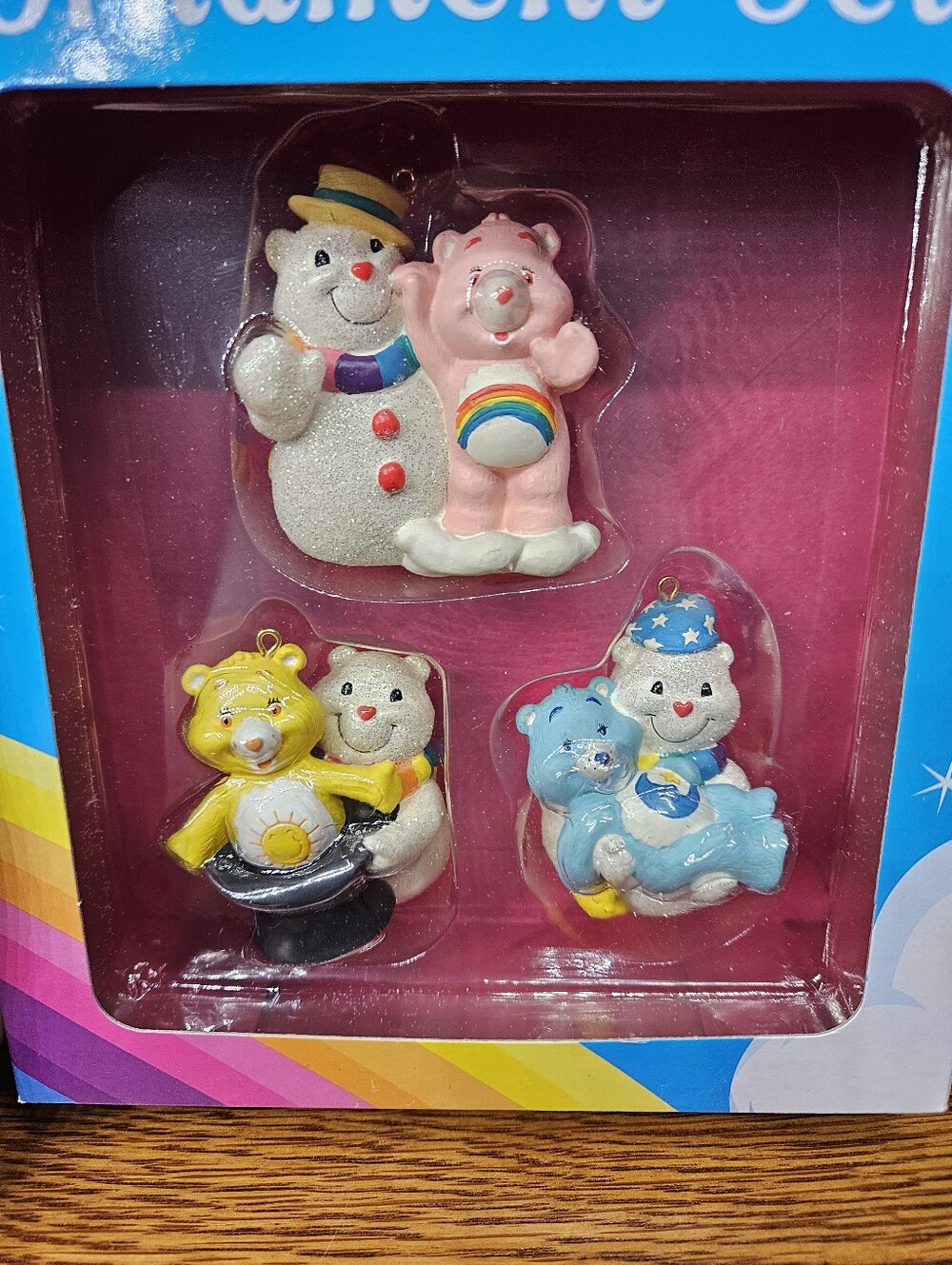 Care Bears Heirloom Collection 3-piece Christmas tree ornament set - Picture 3 of 9
